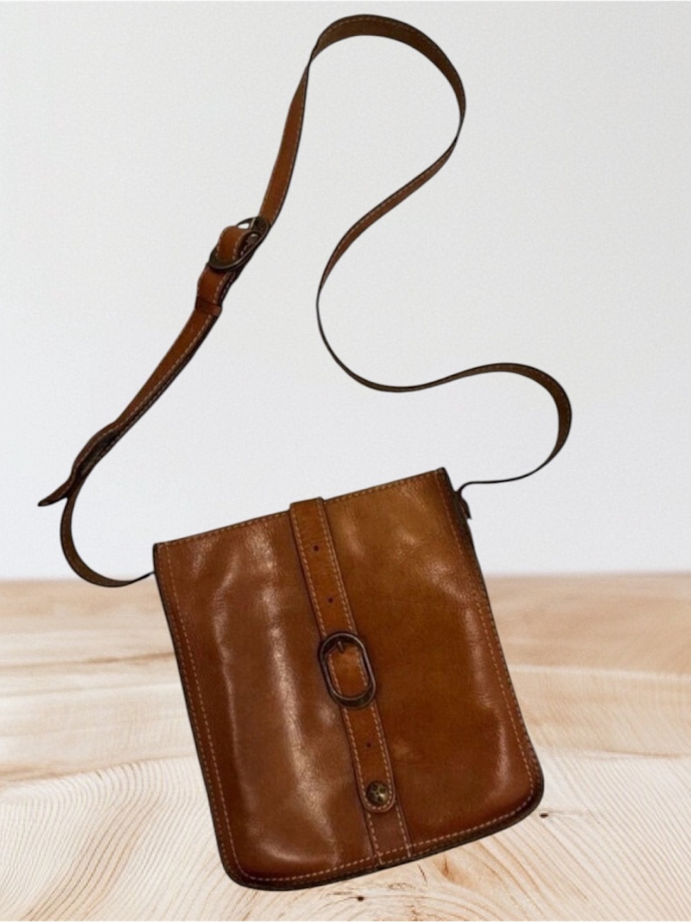 Patricia Nash Soft Leather Crossbody Bag for Casual Look